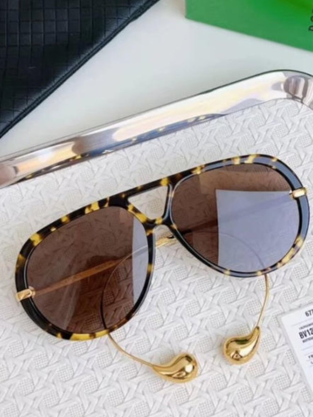 Bottega Veneta Tortoiseshell Frame Sunglasses - With Original Case